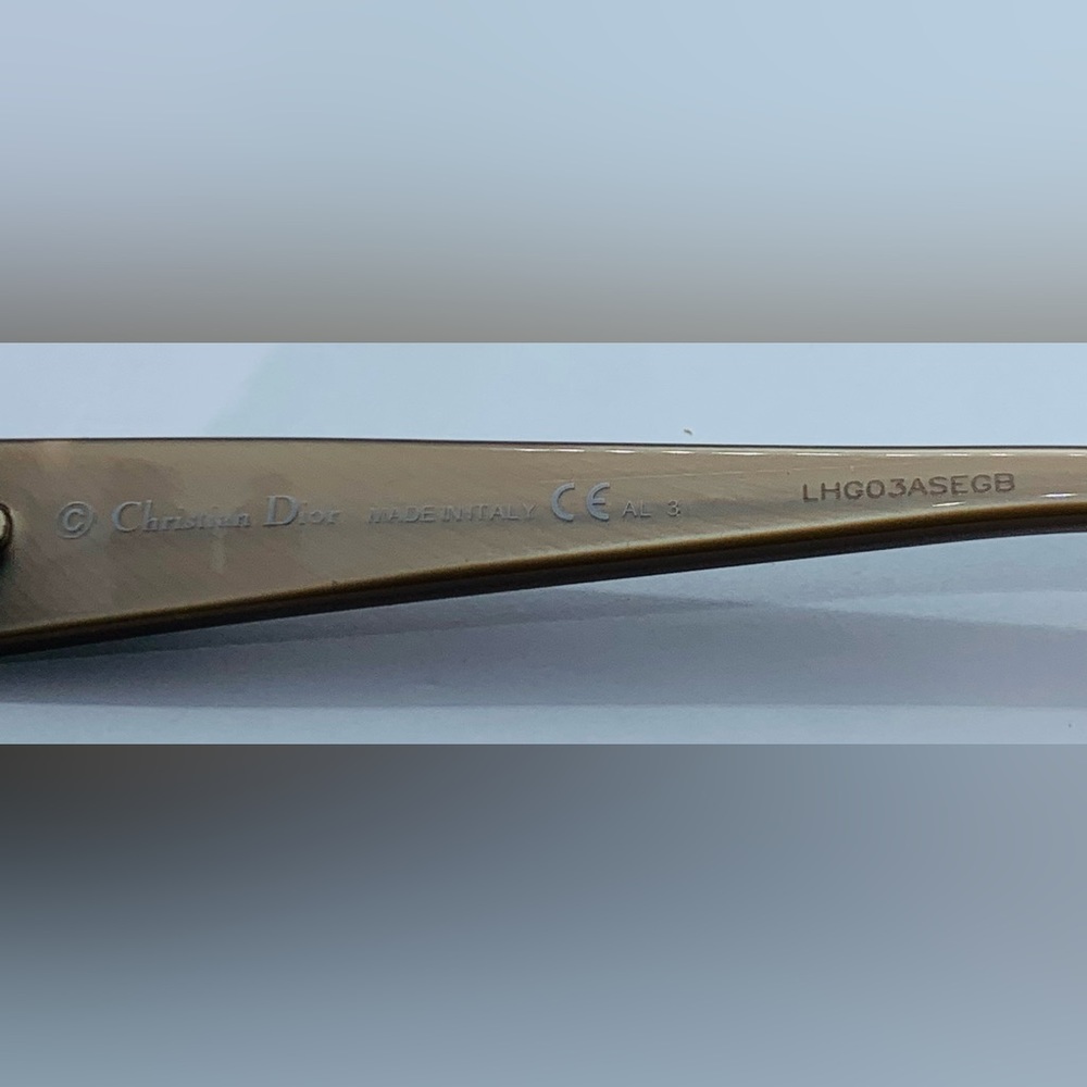 New Christian Dior Sunglasses - Picture 14 of 14